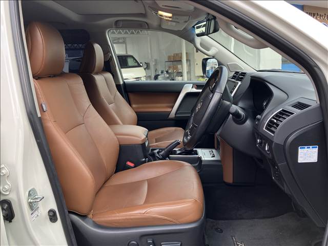 トヨタ ランドクルーザープラドの画像11