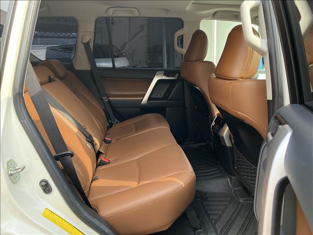 トヨタ ランドクルーザープラドの画像12