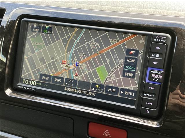 ハイエースバンロングボディディーゼル 5ドア標準ルーフ標準フロア 2/5人 DARK PR 内装他