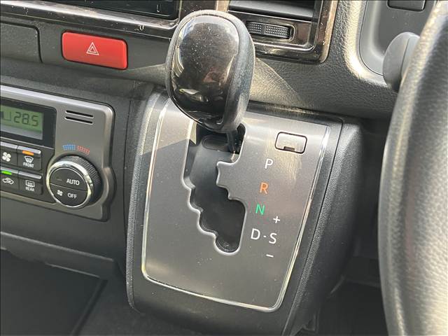 トヨタ&nbsp;ハイエースバンロングボディの画像10