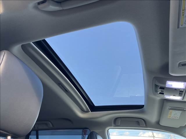 ランドクルーザープラド□TX“Lパッケージ” 内装他