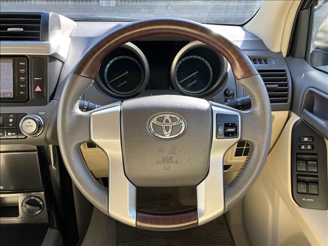 トヨタ&nbsp;ランドクルーザープラドの画像9