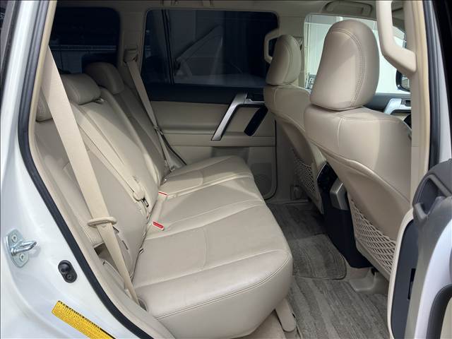 トヨタ&nbsp;ランドクルーザープラドの画像12