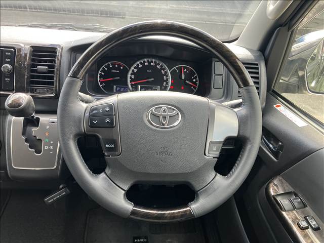 トヨタ&nbsp;ハイエースバンロングボディの画像9