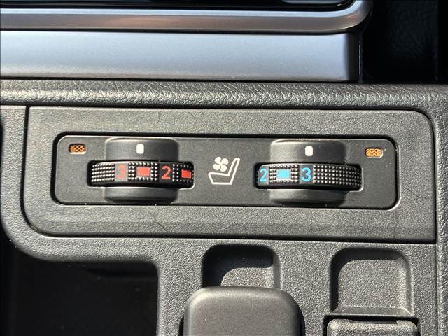 トヨタ&nbsp;ランドクルーザープラドの画像7