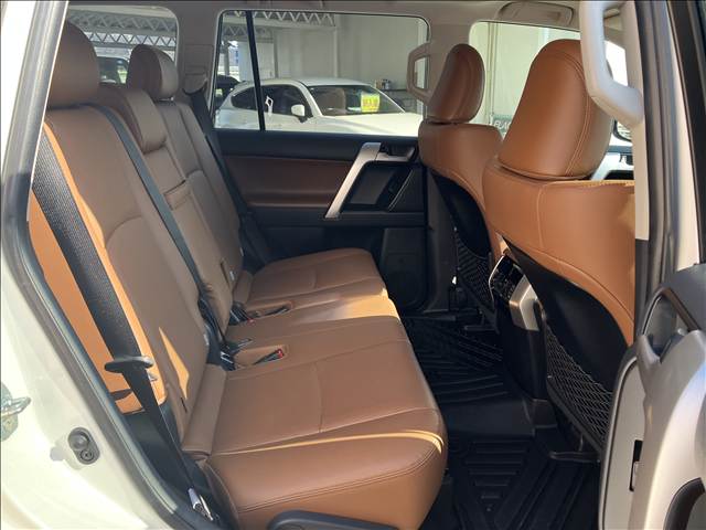 トヨタ&nbsp;ランドクルーザープラドの画像11