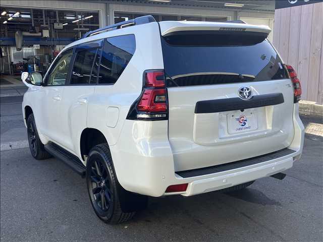 トヨタ&nbsp;ランドクルーザープラドの画像17