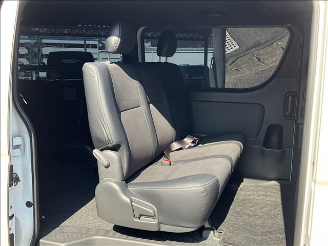 トヨタ ハイエースバンロングボディの画像12