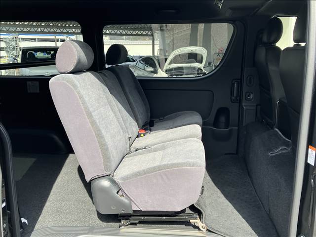 トヨタ ハイエースバンロングボディの画像12