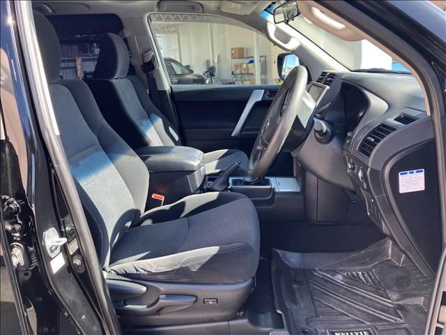 トヨタ&nbsp;ランドクルーザープラドの画像11