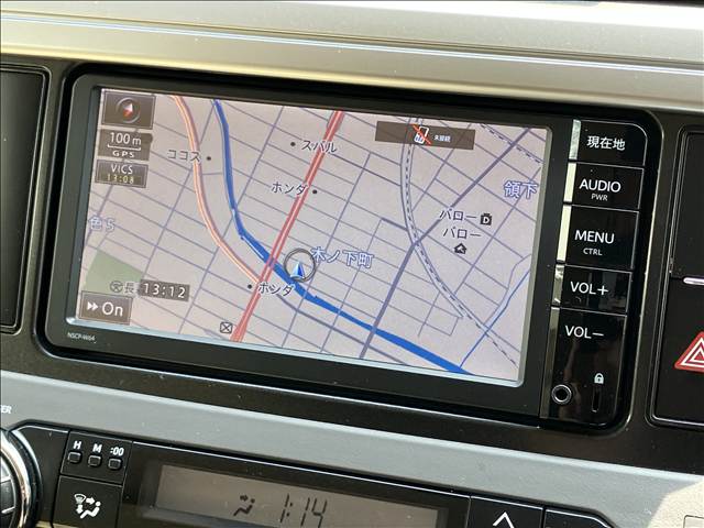 ランドクルーザープラドTX 7人 内装他