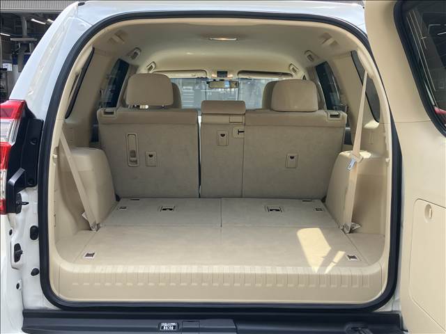 トヨタ ランドクルーザープラドの画像13