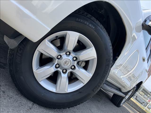 トヨタ ランドクルーザープラドの画像19