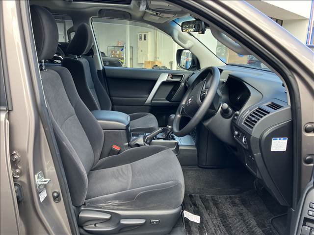 トヨタ&nbsp;ランドクルーザープラドの画像11