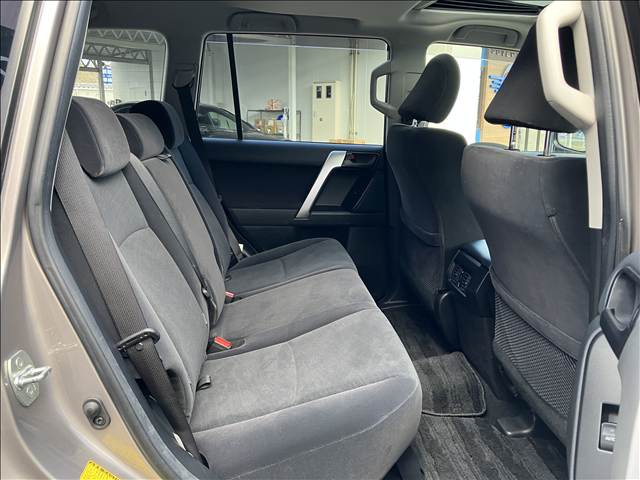 トヨタ&nbsp;ランドクルーザープラドの画像12