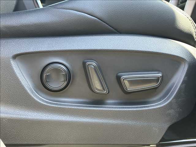 トヨタ&nbsp;カローラクロスの画像9