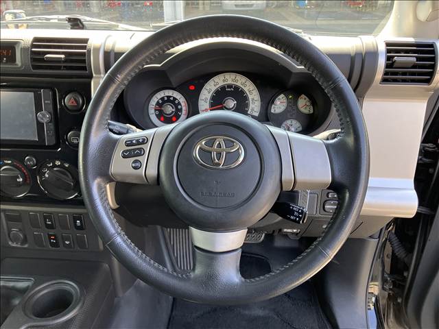 トヨタ&nbsp;FJクルーザーの画像9