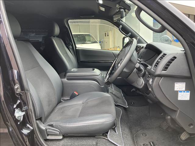 トヨタ&nbsp;ハイエースバンロングボディの画像11