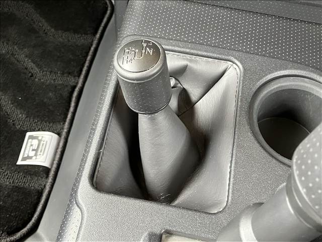 トヨタ&nbsp;FJクルーザーの画像9