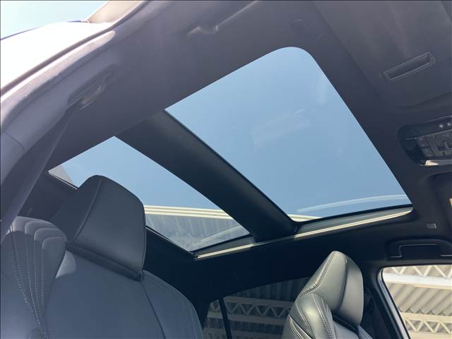 ハリアーハイブリッドZ “Leather Package” 内装他