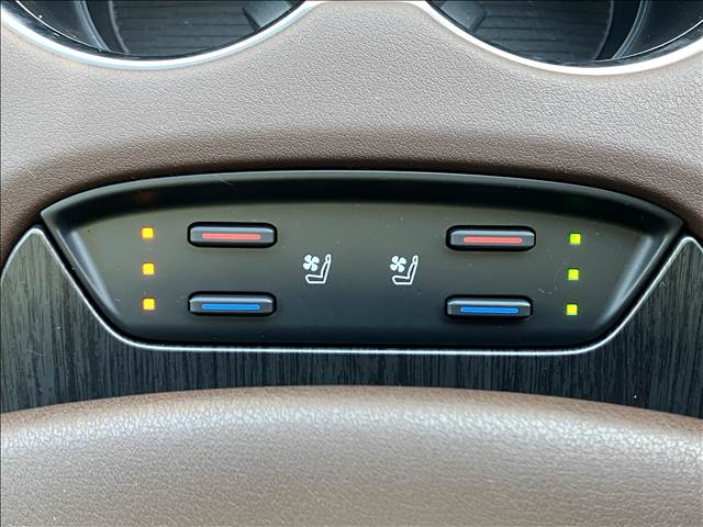 トヨタ&nbsp;ハリアーハイブリッドの画像7