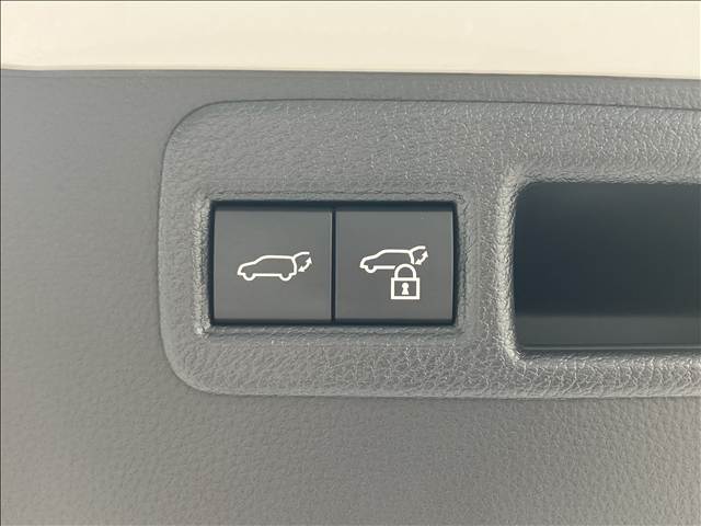 トヨタ&nbsp;ハリアーハイブリッドの画像8