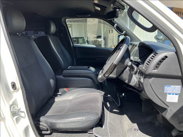 トヨタ&nbsp;ハイエースバンロングボディの画像11