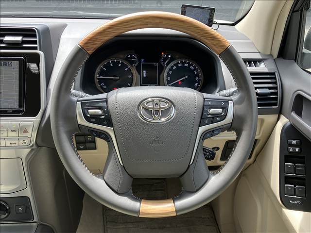 トヨタ&nbsp;ランドクルーザープラドの画像7