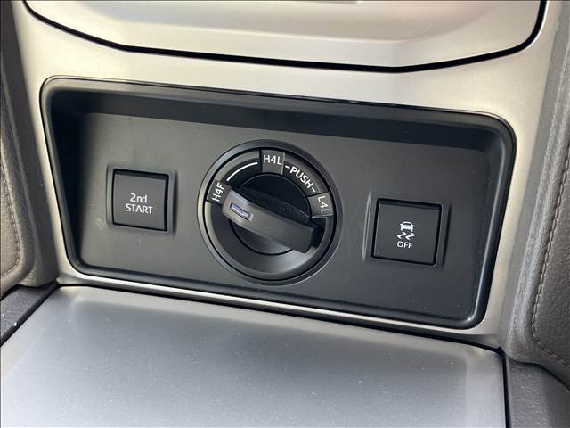 トヨタ&nbsp;ランドクルーザープラドの画像10