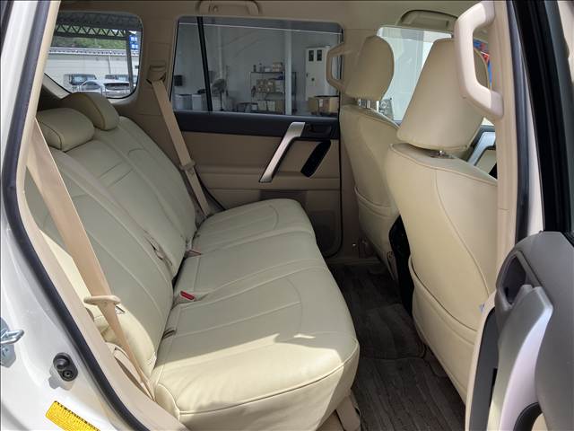 トヨタ&nbsp;ランドクルーザープラドの画像12