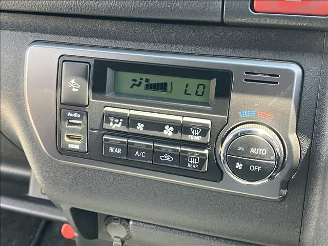 トヨタ&nbsp;ハイエースバンロングボディの画像10