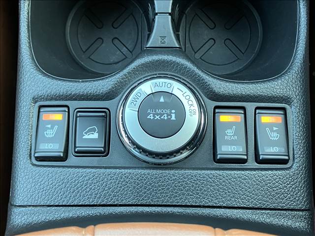 エクストレイル20Xi レザーエディション 禁煙 4WD 純正9型ナビ 全周囲カメラ プロパイロット タンレザーシート デジタルインナーミラー パワーシート ルーフレール 純正18インチアルミ エマージェンシーブレーキ フロントフォグ ETC 内装他