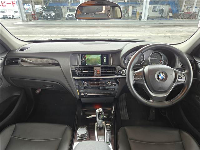 BMWX3xDrive20d xLine RHD 内装他