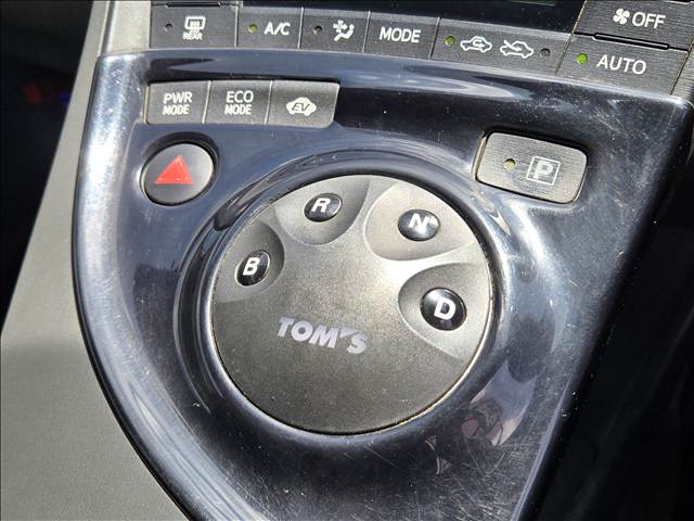 トヨタ プリウスの画像9