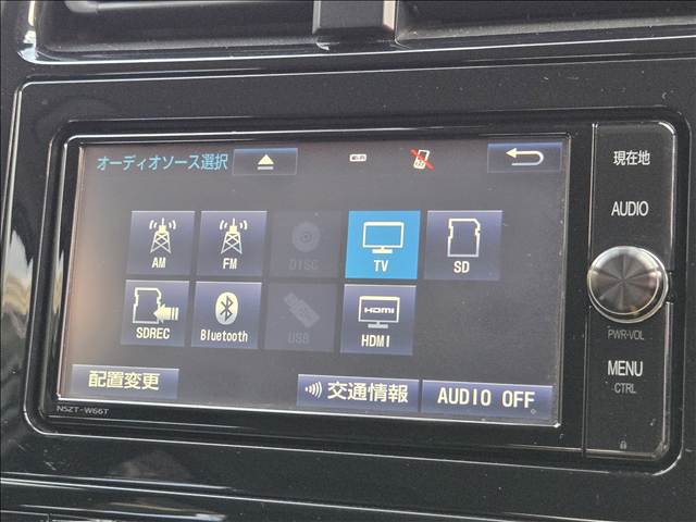 プリウスS “Safety Plus・Two Tone” 内装他