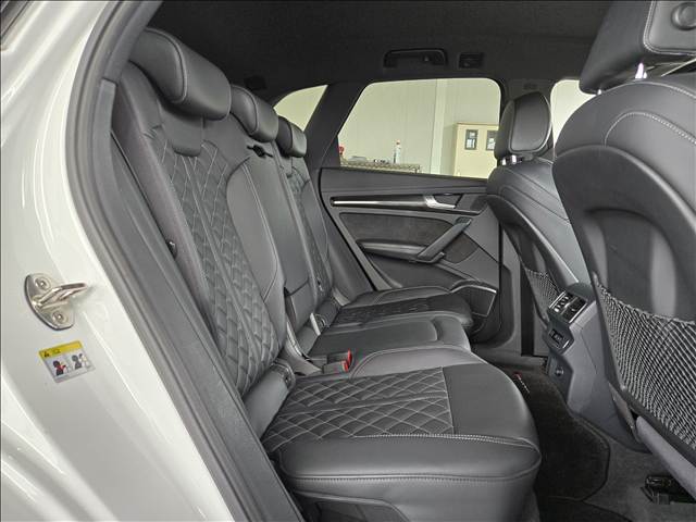 アウディ SQ5の画像12