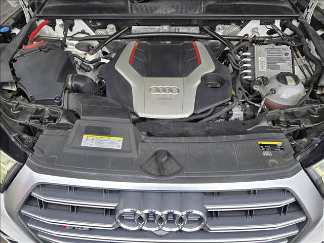 アウディ SQ5の画像14