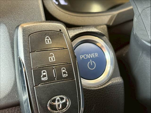 トヨタ シエンタハイブリッドの画像9