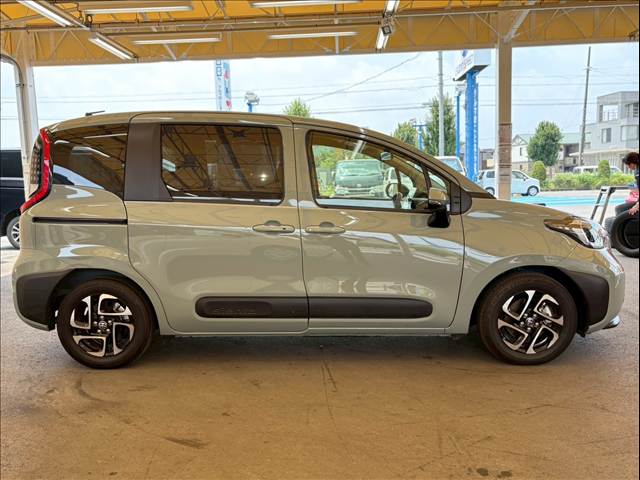 トヨタ シエンタハイブリッドの画像16