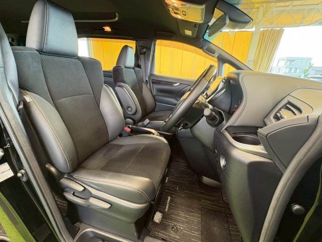 トヨタ ヴェルファイアの画像10