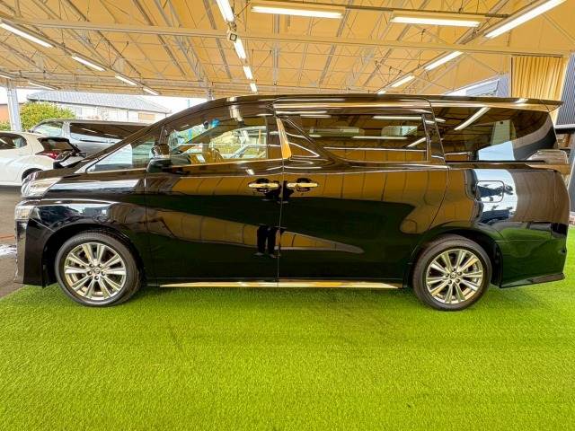 トヨタ ヴェルファイアの画像15