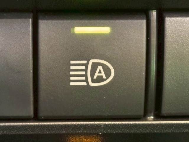 トヨタ ノアハイブリッドの画像7