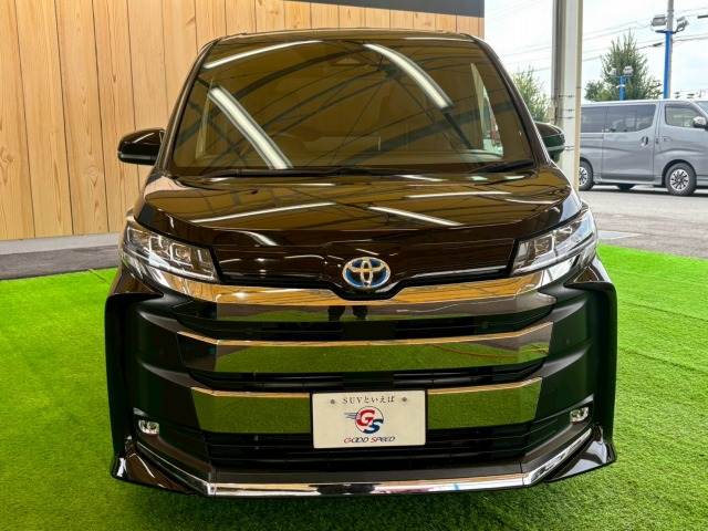 トヨタ ノアハイブリッドの画像14