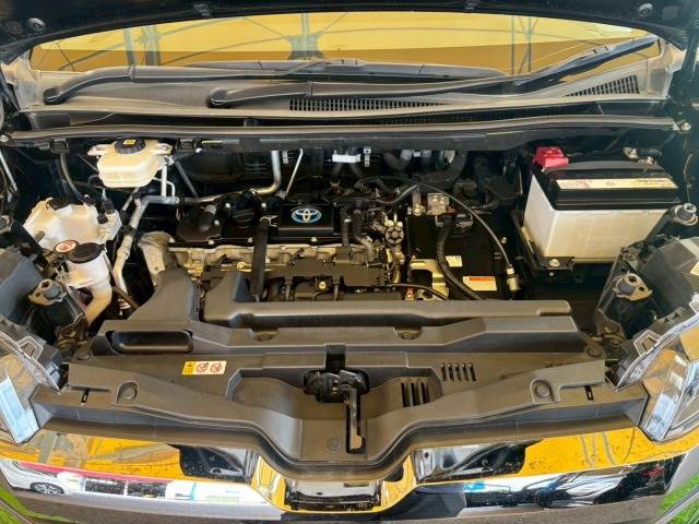 トヨタ ノアハイブリッドの画像18