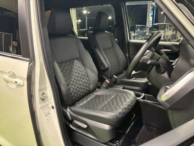 トヨタ ヴォクシーハイブリッドの画像10