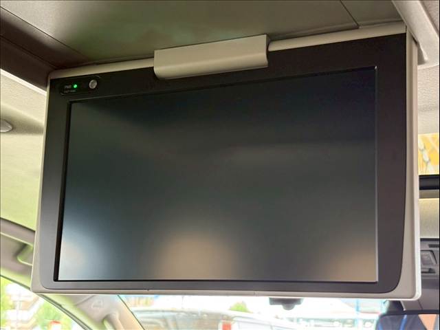 トヨタ ヴェルファイアの画像6