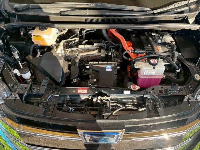 トヨタ ノアハイブリッドの画像18