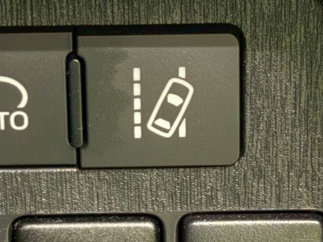 トヨタ プリウスαの画像6