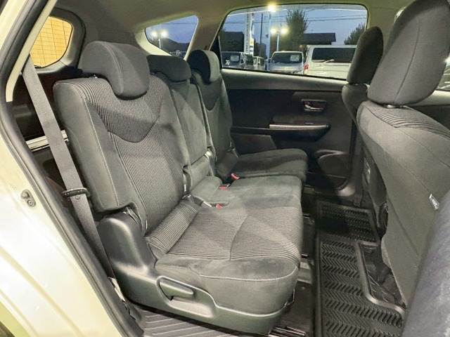 トヨタ プリウスαの画像11