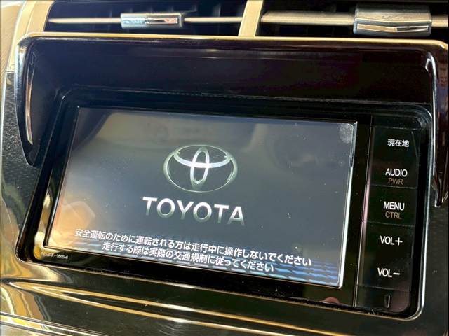 トヨタ プリウスαの画像3